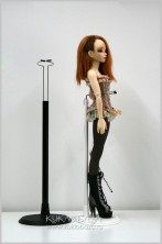 Подставка для куклы 45 см черная